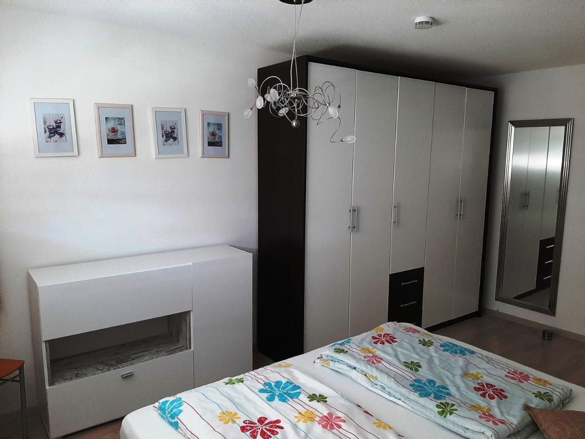 Jollen Apartments FDH Chambre photo